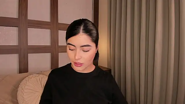 SarhaVega online show from March 2026 12:24:02 PM