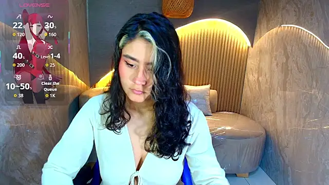 Snapshot of sofi_r_ chatting on January 2026 01:04:02 PM sofi r online show from January 2026 01:04:02 PM