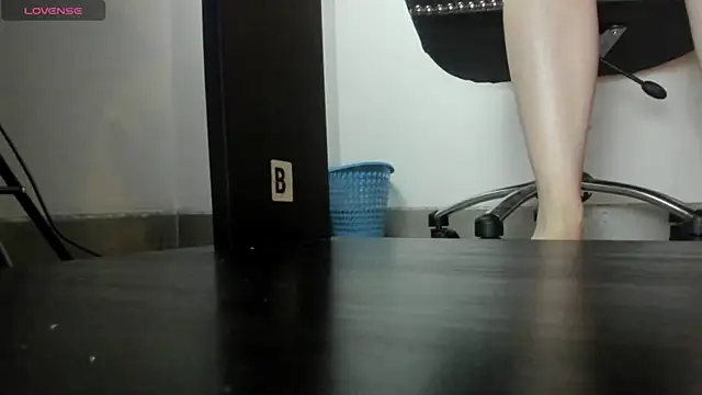 Mysterius Woman online show from July 2026 11:13:02 AM