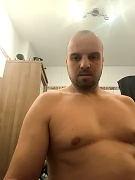 Phoenix2310 online show from January 2026 02:22:02 PM