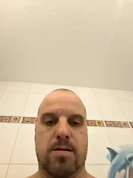 Phoenix2310 online show from February 2026 03:10:01 PM