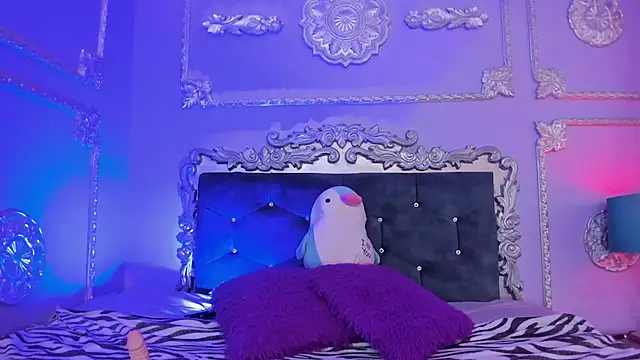 Snapshot of DhaliaRosse chatting on January 2026 03:54:01 AM DhaliaRosse online show from January 2026 03:54:01 AM