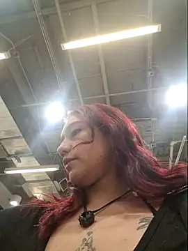 Eveeelyn25 online show from March 2026 10:28:01 PM