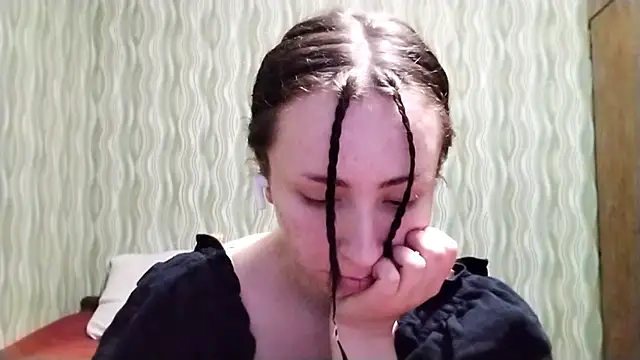 Snapshot of YingBrancanto chatting on December 2025 01:27:01 PM YingBrancanto online show from December 2025 01:27:01 PM