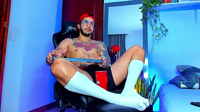 JotaCeliz online show from February 2026 11:00:02 AM