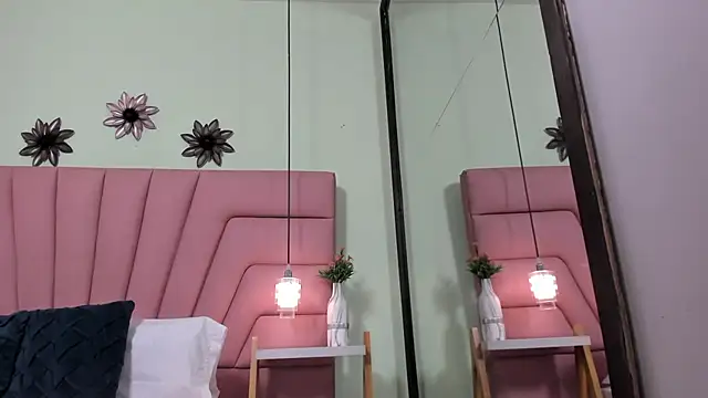 Snapshot of Ambar85 chatting on March 2026 11:01:02 AM Ambar85 online show from March 2026 11:01:02 AM