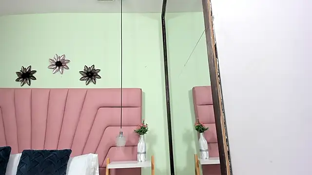 Snapshot of Ambar85 chatting on March 2026 11:06:01 AM Ambar85 online show from March 2026 11:06:01 AM