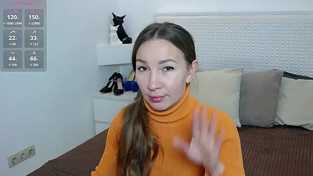 Brandy Gem online show from December 2025 07:49:01 AM