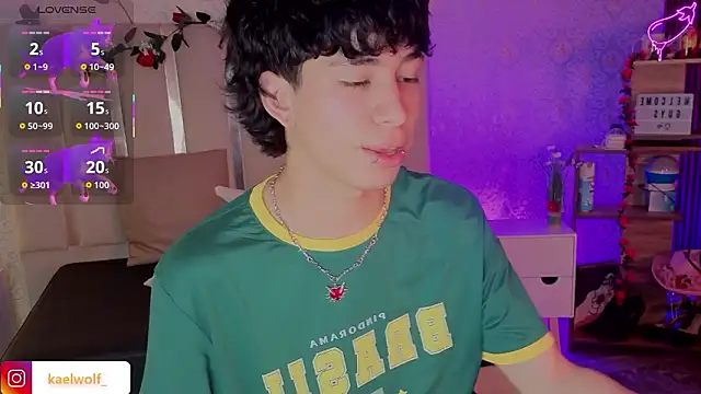 kaelwolf tay online show from March 2026 07:43:02 PM