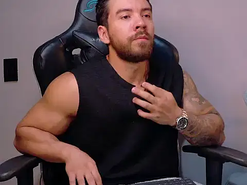 owen seth1 online show from April 2026 09:04:01 PM