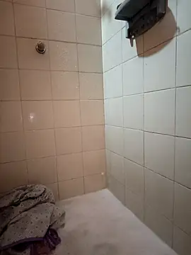 DaslyTsRoze online show from March 2026 01:36:01 PM