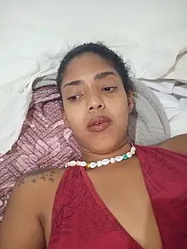 Morenafoguenta online show from June 2026 06:18:02 AM