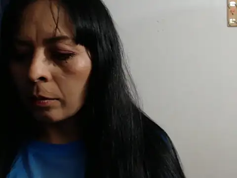 Paolahotty online show from November 2025 02:58:01 AM