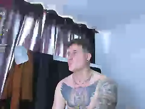 Snapshot of leon_cumming chatting on February 2026 02:46:01 PM leon cumming online show from February 2026 02:46:01 PM