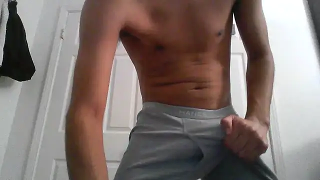 latinman7944 online show from February 2026 07:40:01 AM