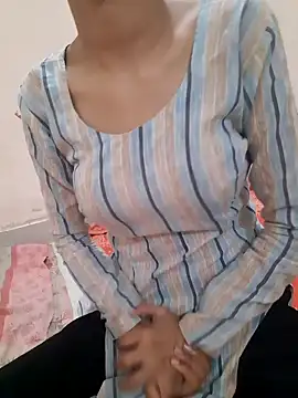 Snapshot of Alpee_kumri chatting on February 2026 06:28:02 PM Alpee kumri online show from February 2026 06:28:02 PM