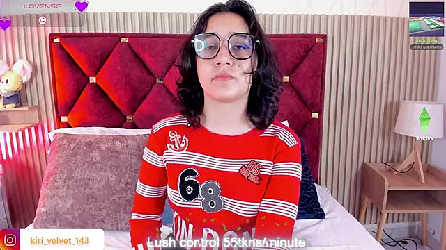Snapshot of Kiri_Velvet chatting on June 2026 02:31:02 AM Kiri Velvet online show from June 2026 02:31:02 AM