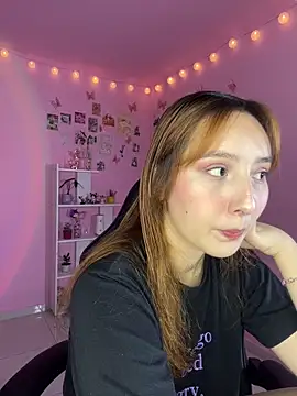 Davne  online show from February 2026 10:52:02 PM