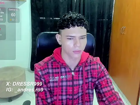 secret justin7 online show from December 2025 12:44:02 PM