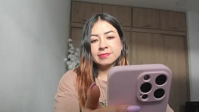 MaddieHunter online show from May 2026 08:14:02 PM