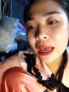 Snapshot of Lin-kute98 chatting on April 2026 02:41:01 PM Lin-kute98 online show from April 2026 02:41:01 PM