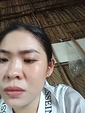 Snapshot of Lin-kute98 chatting on May 2026 04:50:01 AM Lin-kute98 online show from May 2026 04:50:01 AM