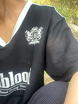 Snapshot of MySmile chatting on December 2025 01:54:01 AM MySmile online show from December 2025 01:54:01 AM