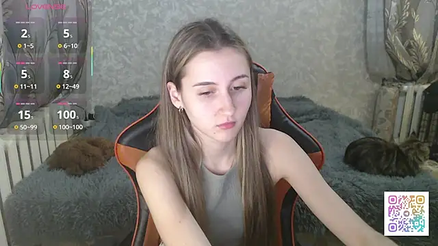 Snapshot of Ave_Costly chatting on December 2025 04:35:02 PM Ave Costly online show from December 2025 04:35:02 PM