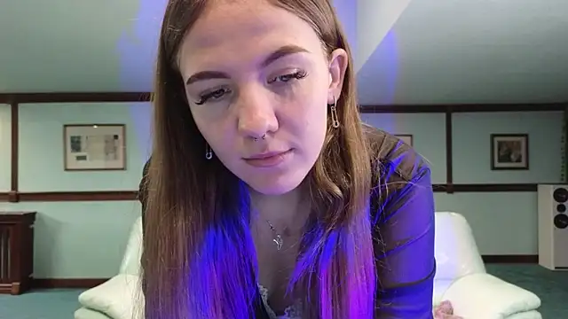 KiraRustle online show from December 2025 02:29:01 AM