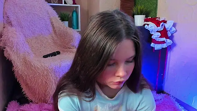 amelialy online show from November 2025 07:44:02 AM