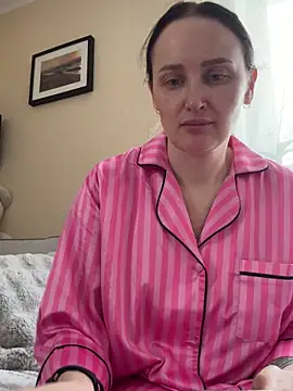 TomilaSi online show from December 2025 11:27:02 AM