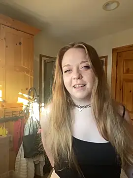 Snapshot of SmirkFans chatting on February 2026 09:21:01 PM SmirkFans online show from February 2026 09:21:01 PM