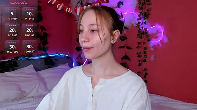 lally cute online show from February 2026 05:06:02 AM