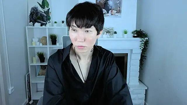 YugoAsian online show from December 2025 08:39:01 PM