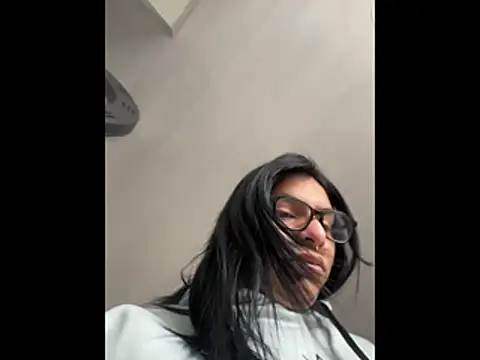 SaraAndrade  online show from January 2026 03:48:02 PM