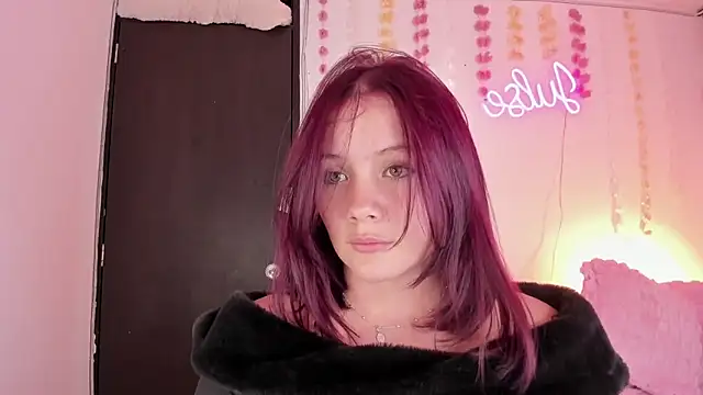 Snapshot of julse__ chatting on March 2026 12:17:02 AM julse online show from March 2026 12:17:02 AM