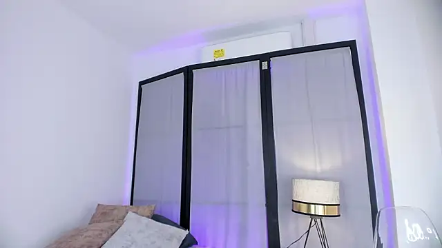 Snapshot of niicole_steele_ chatting on January 2026 08:02:02 PM niicole steele online show from January 2026 08:02:02 PM