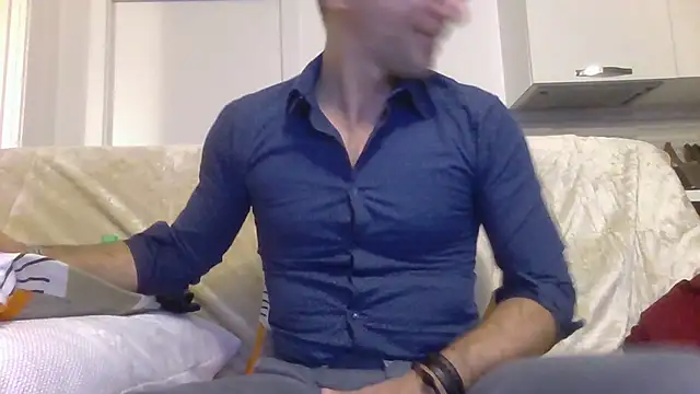 Eroshotlicker online show from January 2026 10:13:01 PM