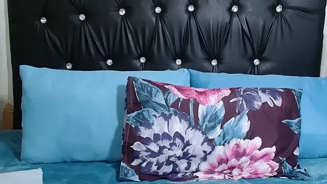 SavageHoney online show from April 2026 08:50:01 PM