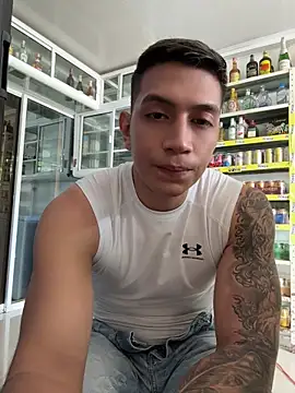 Snapshot of OliverWest04 chatting on May 2026 04:02:02 PM OliverWest04 online show from May 2026 04:02:02 PM