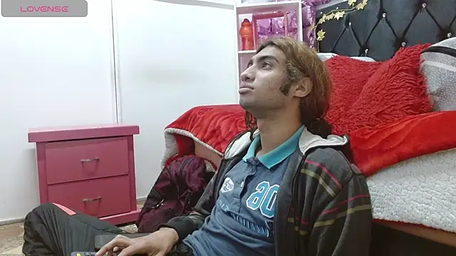 andresdark 07 online show from January 2026 02:59:01 AM