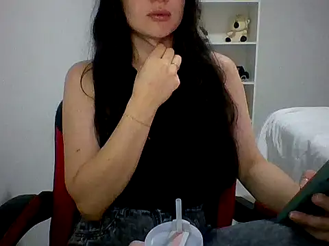 Snapshot of melissaaguiar chatting on November 2025 09:09:02 AM melissaaguiar online show from November 2025 09:09:02 AM