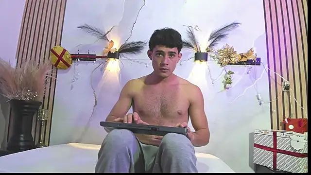 Snapshot of Doland_Mio chatting on November 2025 02:25:01 AM Doland Mio online show from November 2025 02:25:01 AM