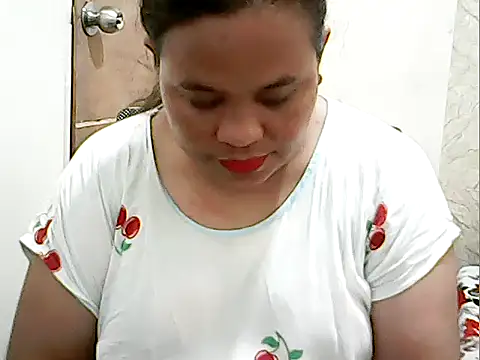 Snapshot of cutechubby chatting on May 2026 10:41:02 PM cutechubby online show from May 2026 10:41:02 PM