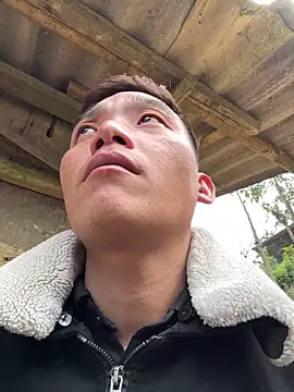 sanu551 online show from December 2025 04:08:01 AM