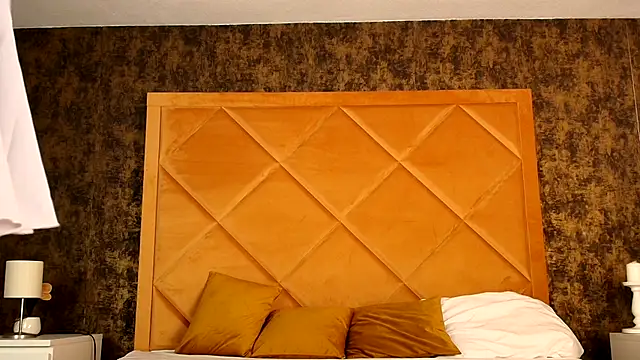 TinyBlair online show from December 2025 04:12:02 PM