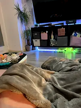 Snapshot of AlessiaMarco chatting on December 2025 10:06:01 PM AlessiaMarco online show from December 2025 10:06:01 PM