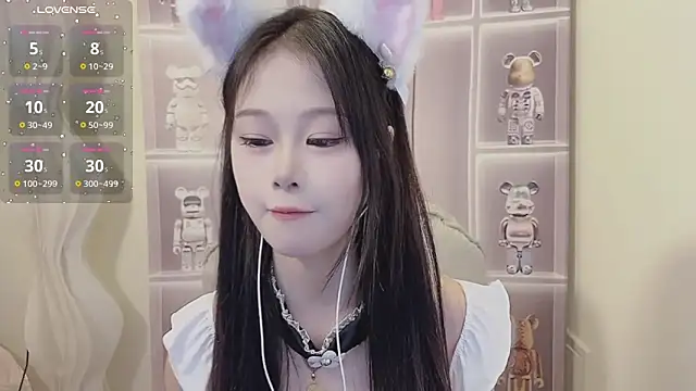 Snapshot of -Annababy chatting on November 2025 03:49:01 PM -Annababy online show from November 2025 03:49:01 PM