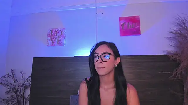 Klohewilliams  online show from January 2026 12:40:02 PM