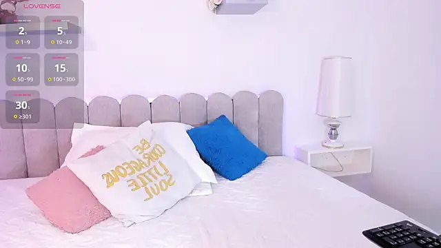 Snapshot of gabyfoster_ chatting on November 2025 06:44:02 PM gabyfoster online show from November 2025 06:44:02 PM